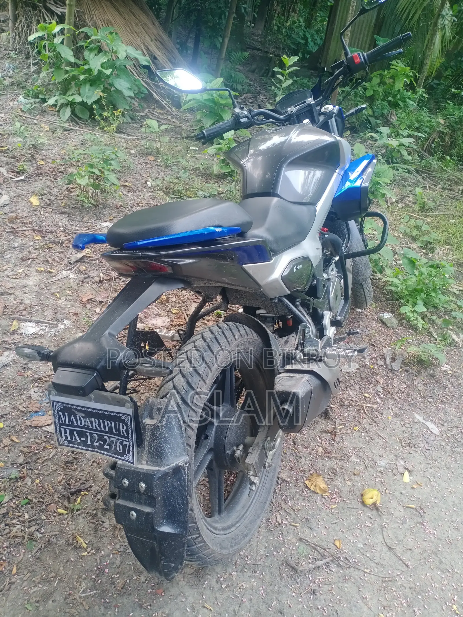 হিরো এক্সট্রিম ১২৫আর ২০২৫ নীল