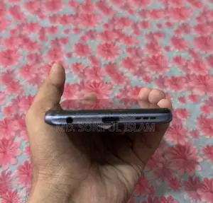ভিভো ওয়াই৫১এ ১২৮ জিবি
