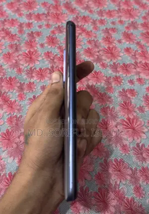 ভিভো ওয়াই৫১এ ১২৮ জিবি