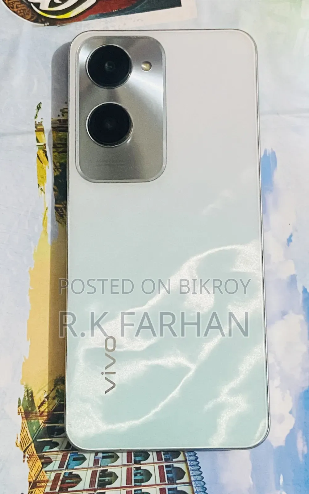 Vivo Y18 128 GB Silver