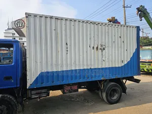 Isuzu Covered Van