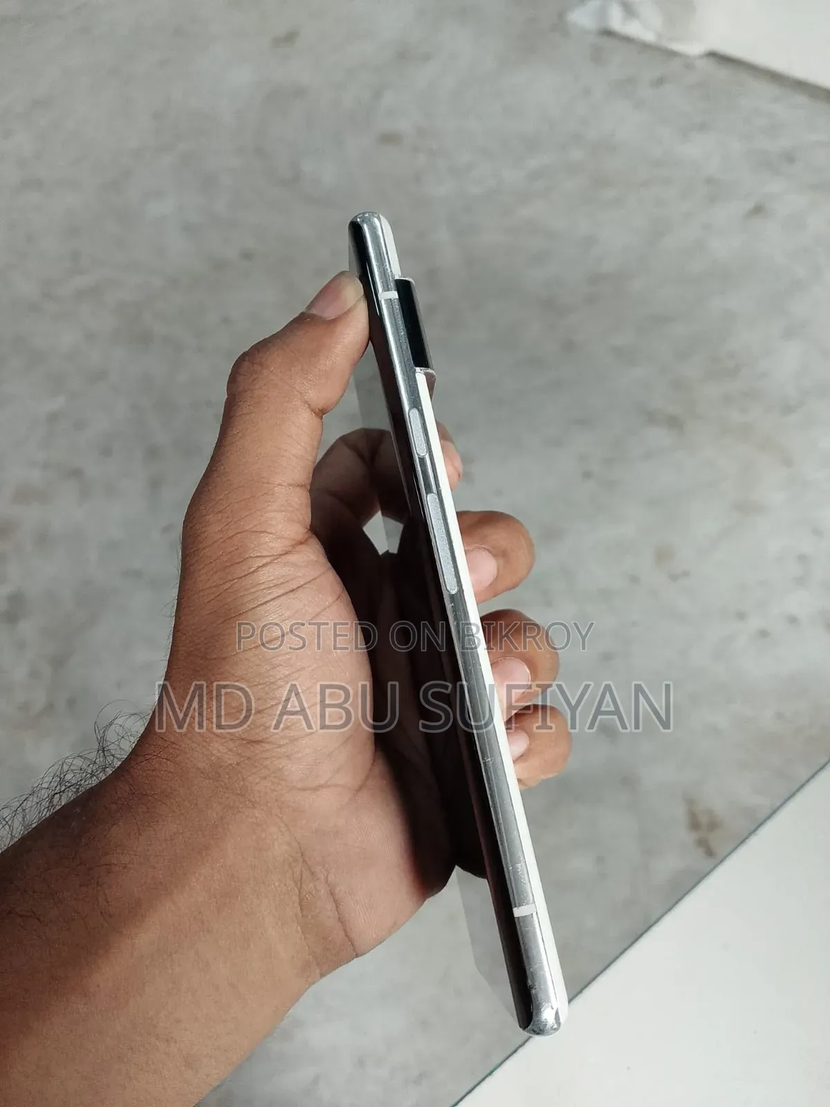 গুগল পিক্সেল ৬ প্রো ১২৮ জিবি হোয়াইট