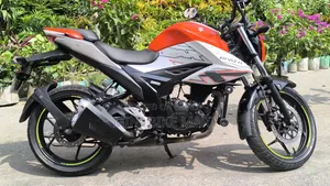 Suzuki Gixxer 2024 Orange