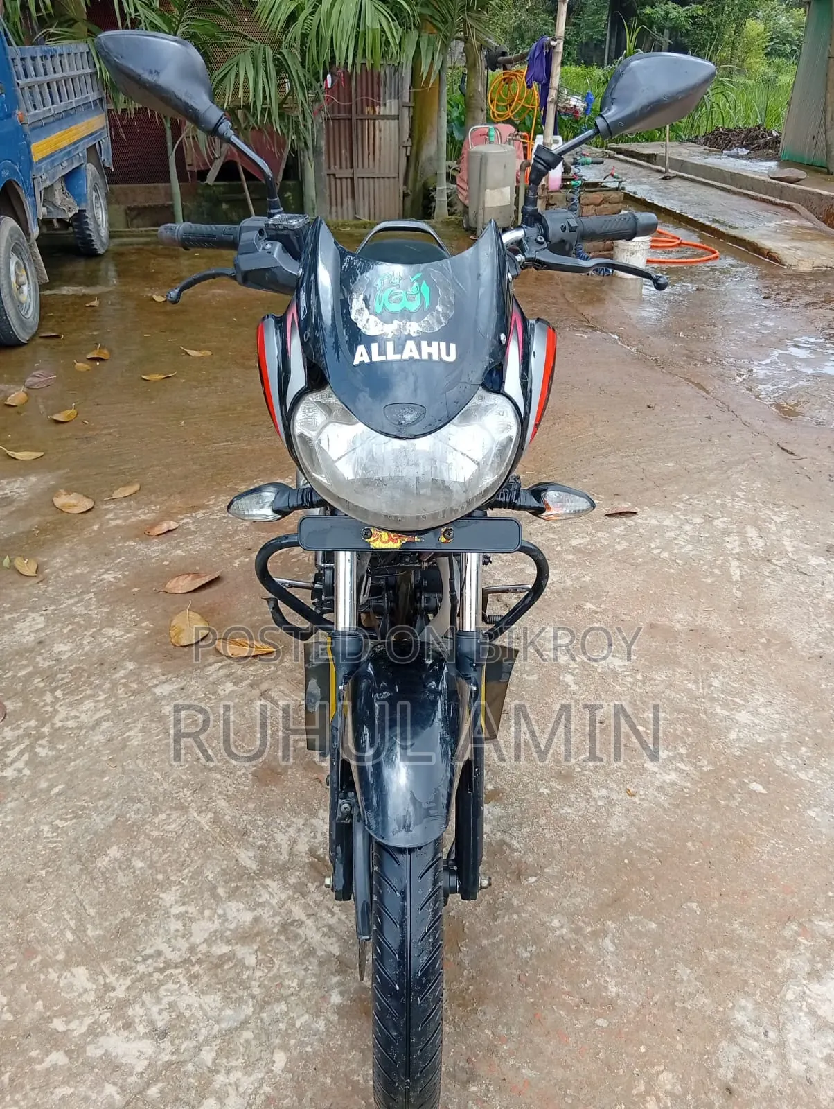 বাজাজ ডিসকভার ১২৫ ২০২২ ব্ল্যাক
