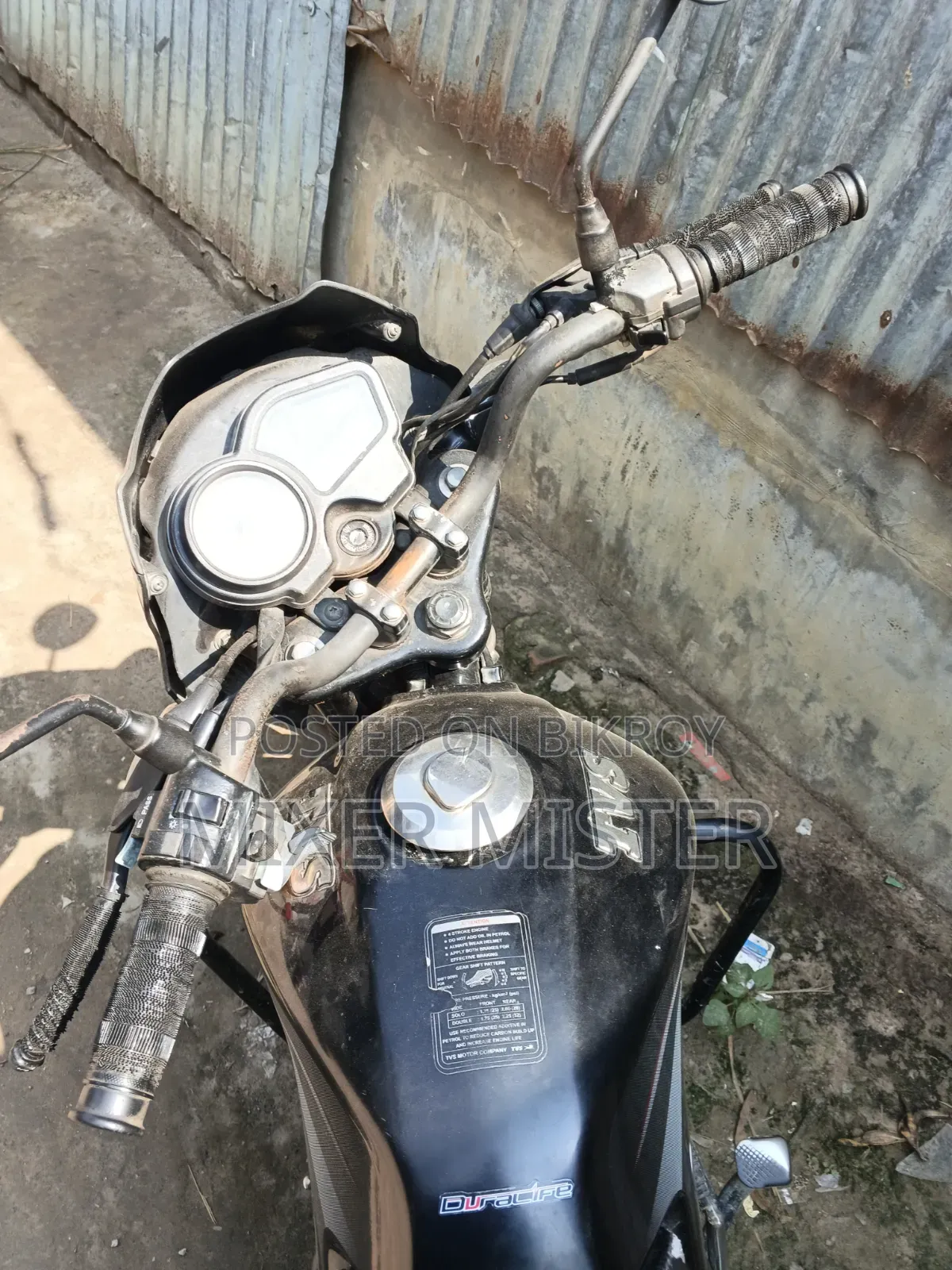 TVS Metro 2023 Red