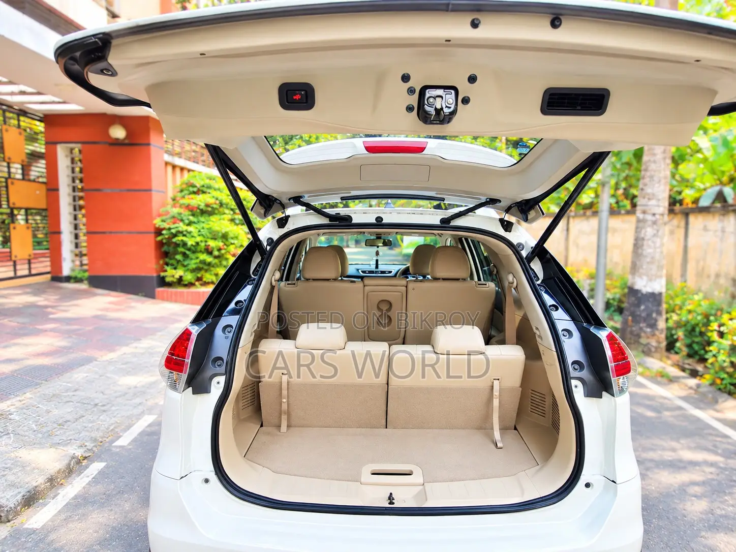 Nissan X-Trail 2.0 Petrol AWD 2016 Pearl