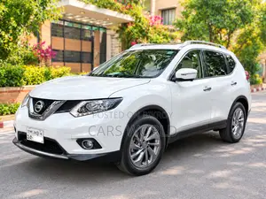 Nissan X-Trail 2.0 Petrol AWD 2016 Pearl