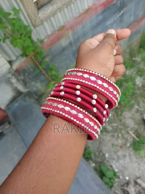 রেশমি চুরি