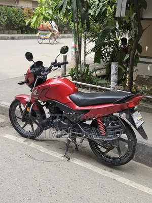 হোন্ডা লিভো ২০১৮ রেড