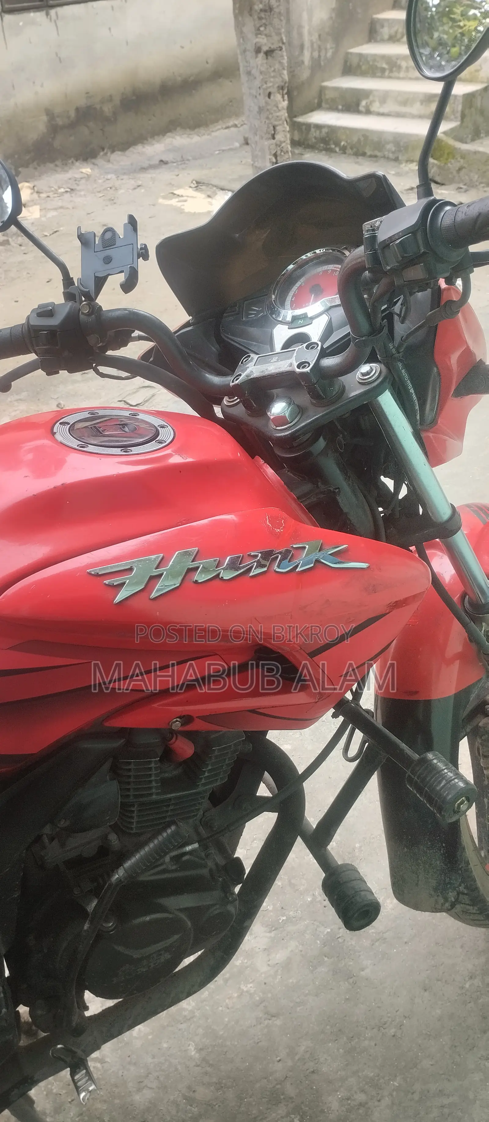 হিরো হাঙ্ক ২০১০ রেড