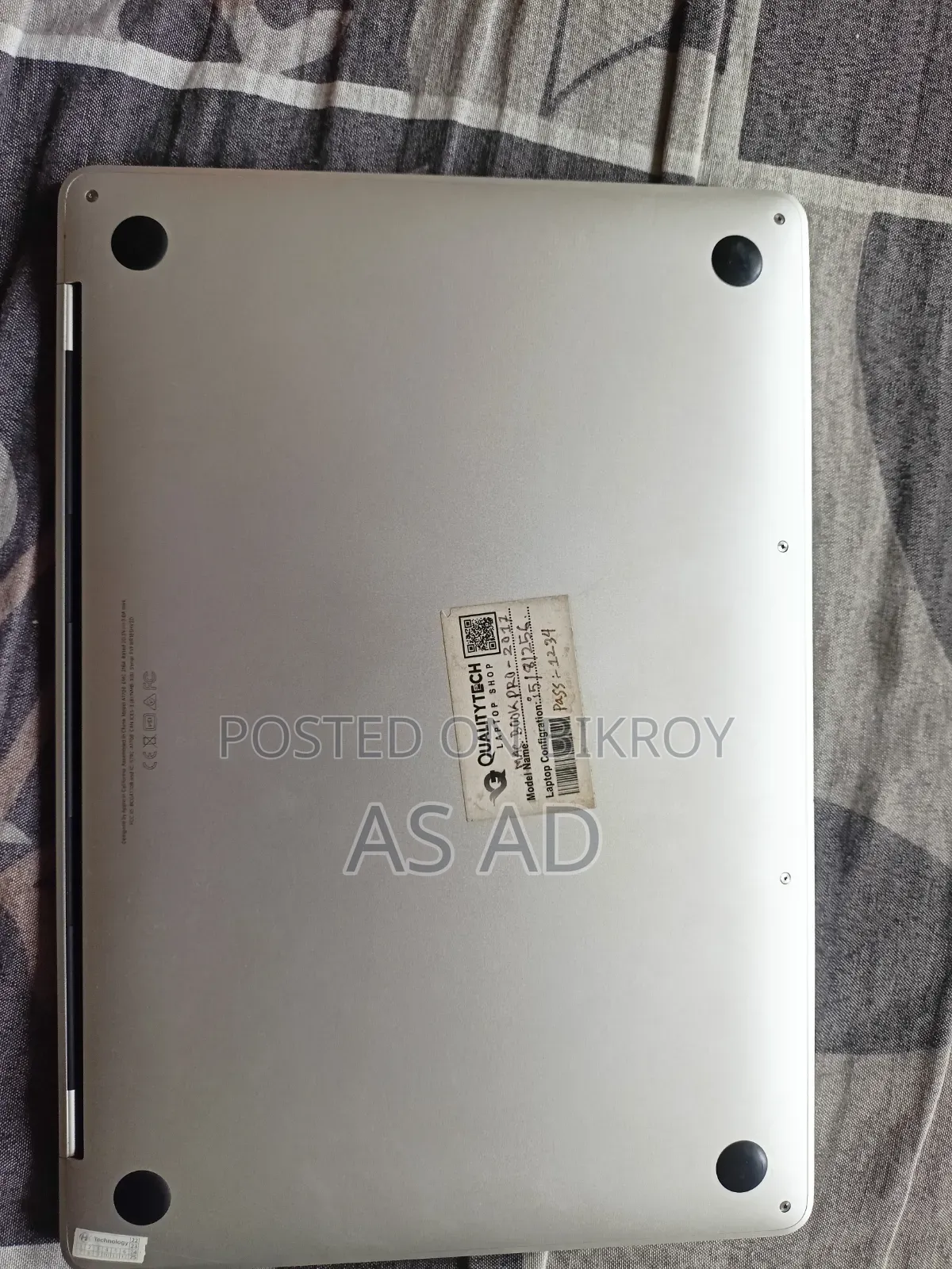 Laptop Apple MacBook Pro 2017 8GB Intel Core i5 SSD 256GB
