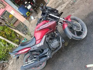 হিরো হাংক ১৫০ ২০২০ লাল
