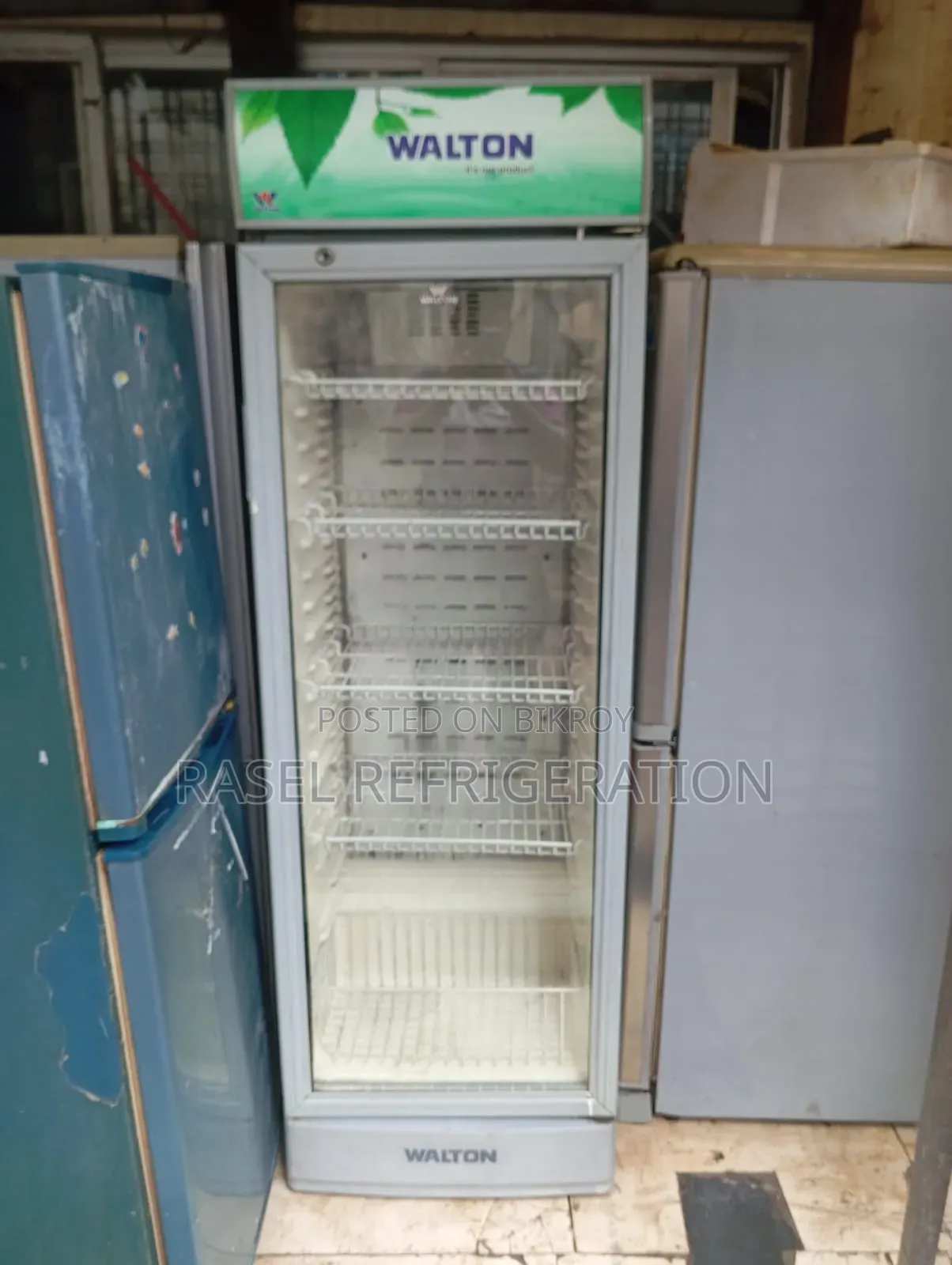 224 Liter Running Beverage Fridge for Sale Walton Fridge