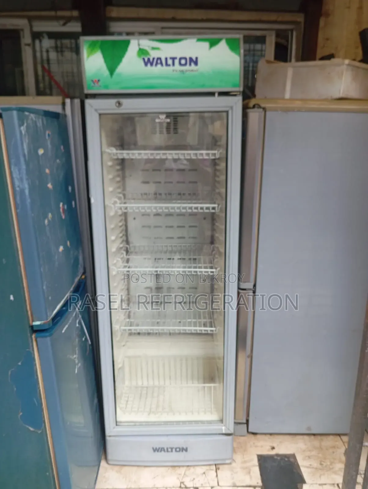 224 Liter Running Beverage Fridge for Sale Walton Fridge