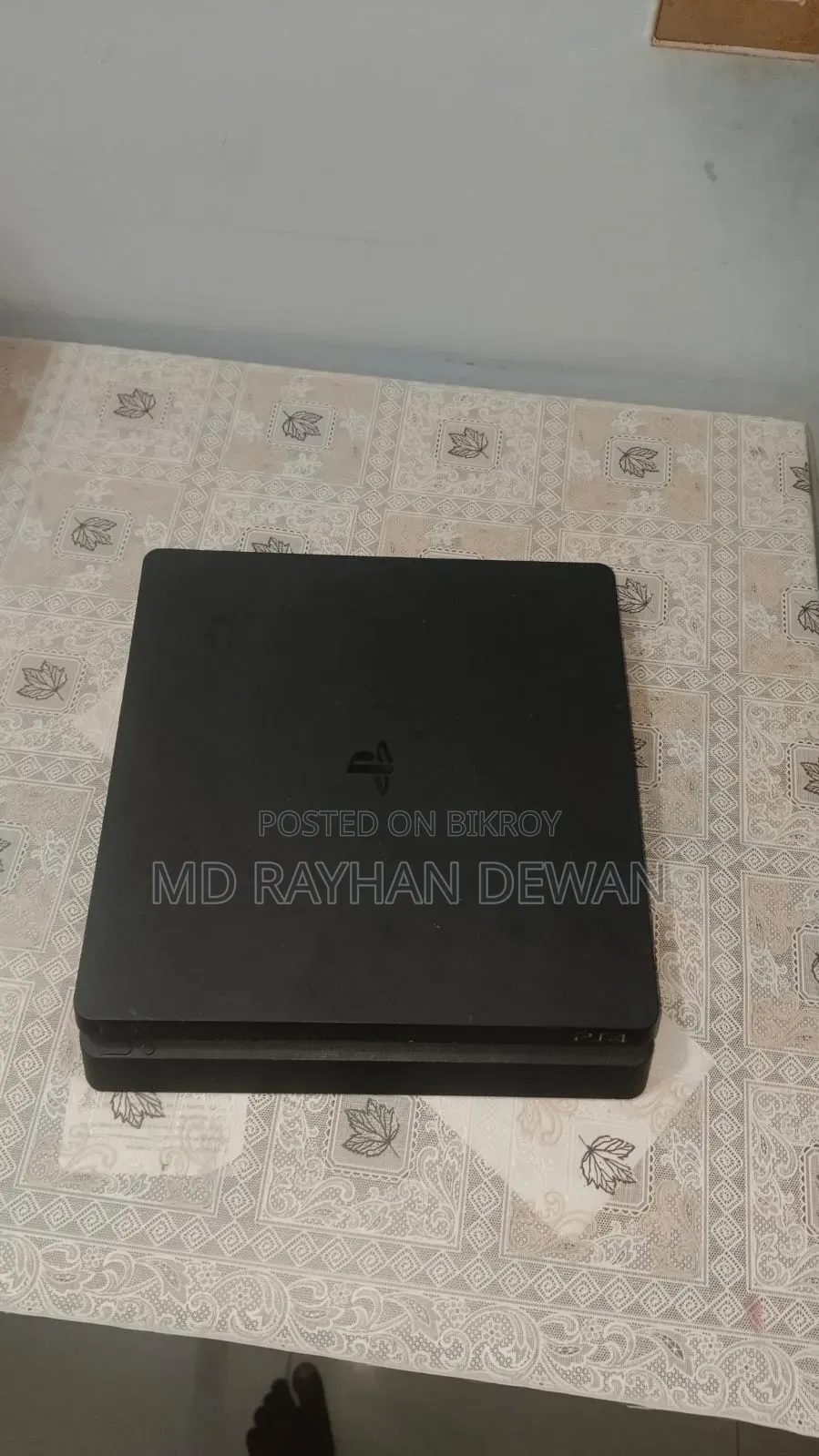 দ্য সনি প্লেস্টেশন ৪ স্লিম