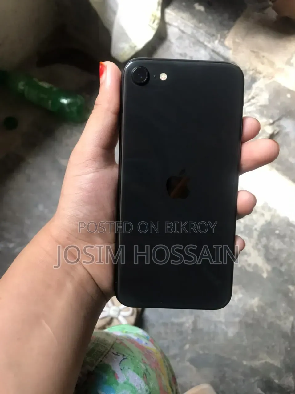Apple iPhone SE (2020) 128 GB Black