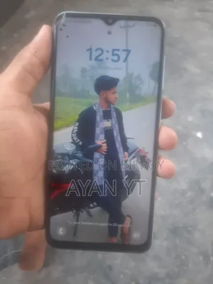 স্যামসাং গ্যালাক্সি এস২২ আল্ট্রা ১২৮ জিবি হোয়াইট