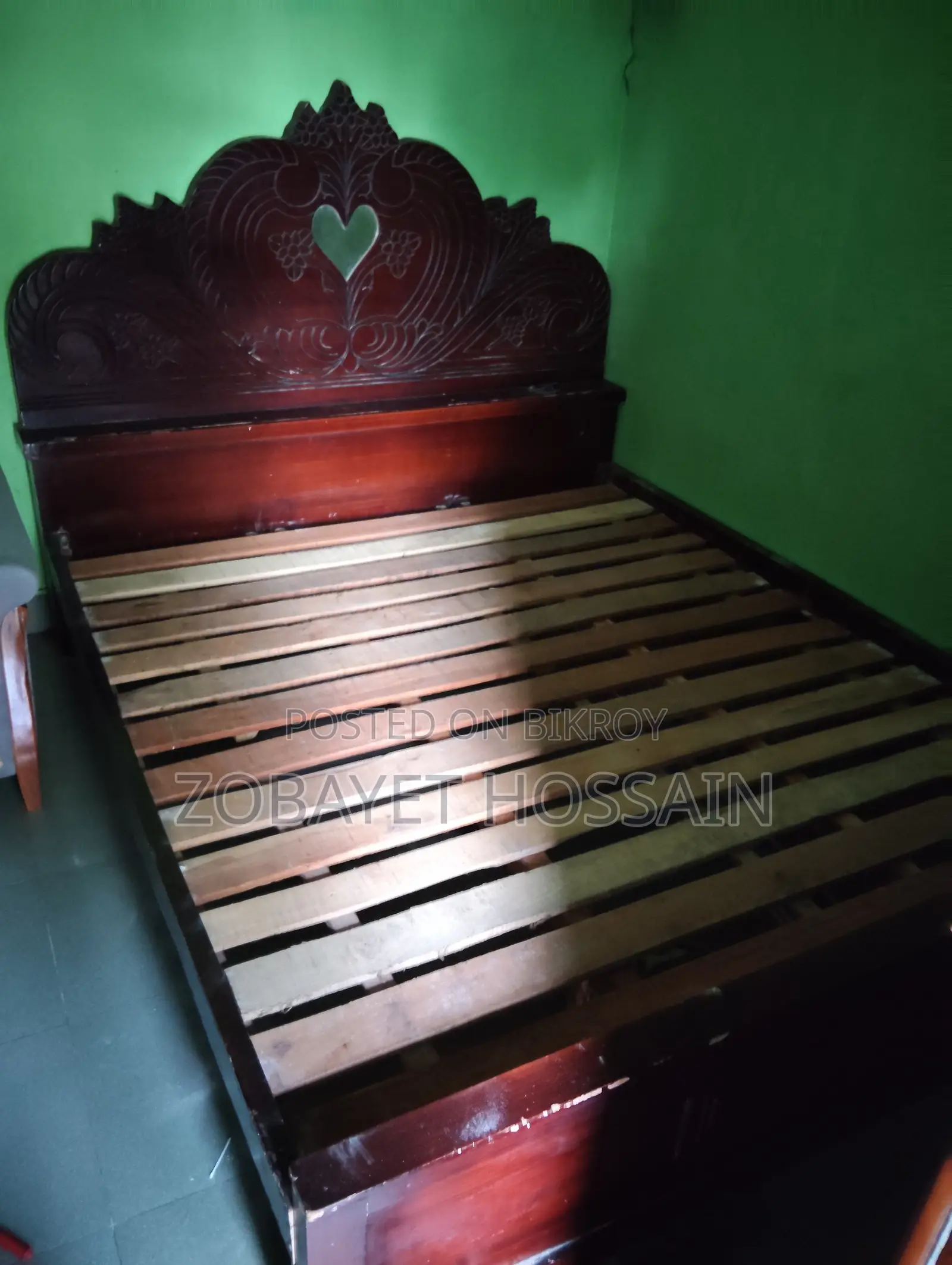 Bed/Khat 6/7 Feet