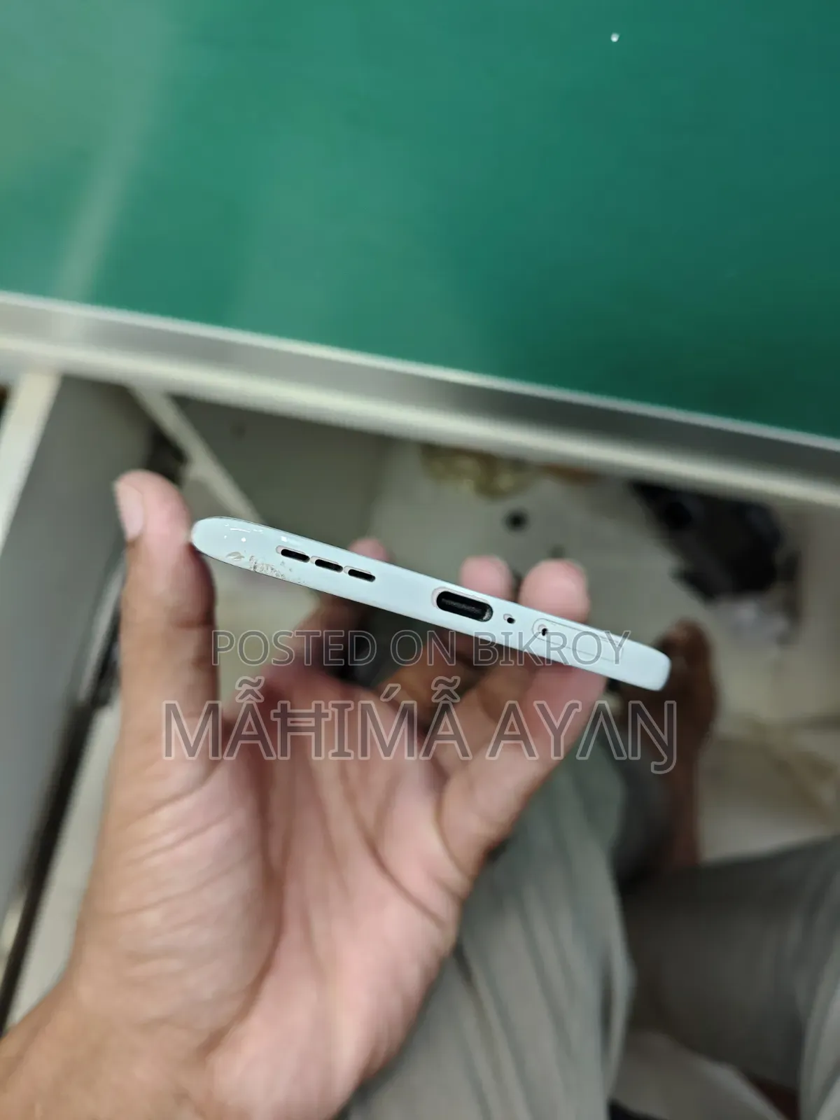 Tecno Pova Slim 5G 256 GB White