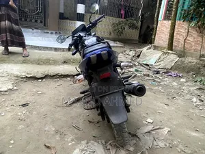 বাজাজ পালসার ১৫০ ২০১৭ ব্লু