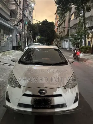 Toyota Aqua 2013 White