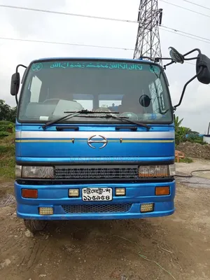 HINO Low Bed