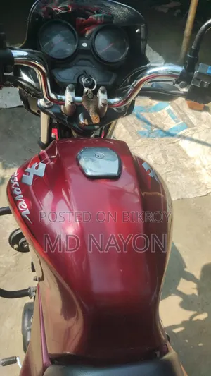 বাজাজ ডিসকভার ১৩৫ ২০০৯ লাল