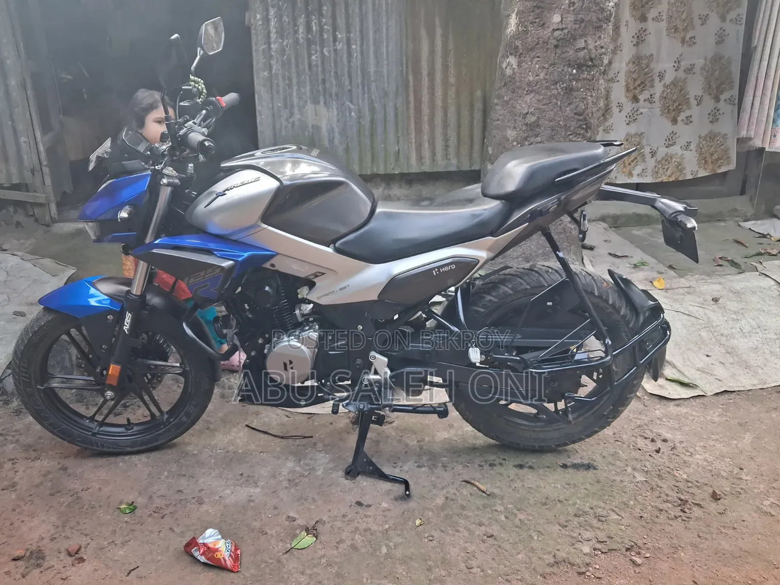 হিরো এক্সট্রিম ১২৫আর ২০২৫ নীল