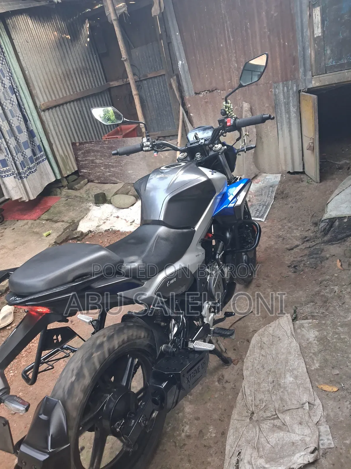 হিরো এক্সট্রিম ১২৫আর ২০২৫ নীল