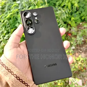 নতুন স্যামসাং গ্যালাক্সি এস ২৬ আল্ট্রা ৫জি ১ টিবি ব্ল্যাক