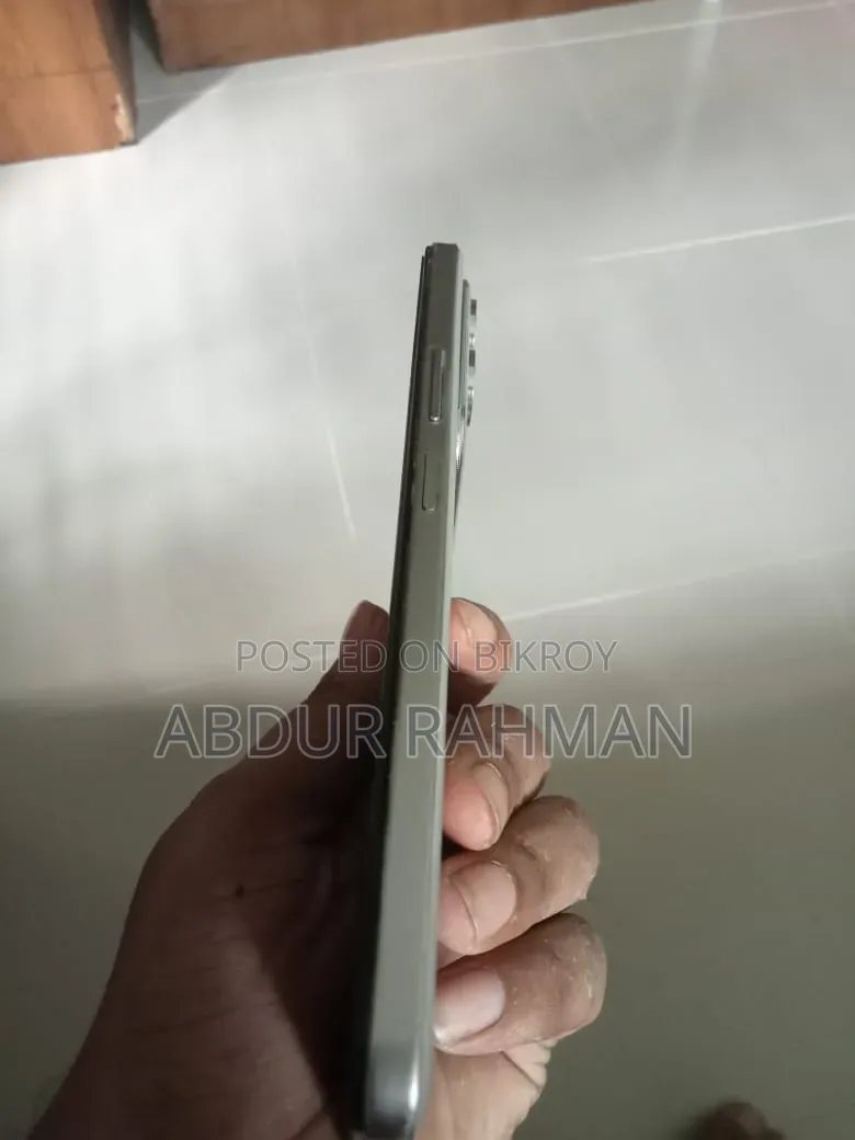 আইকিউওও জেড১০ ১২৮ জিবি সিলভার