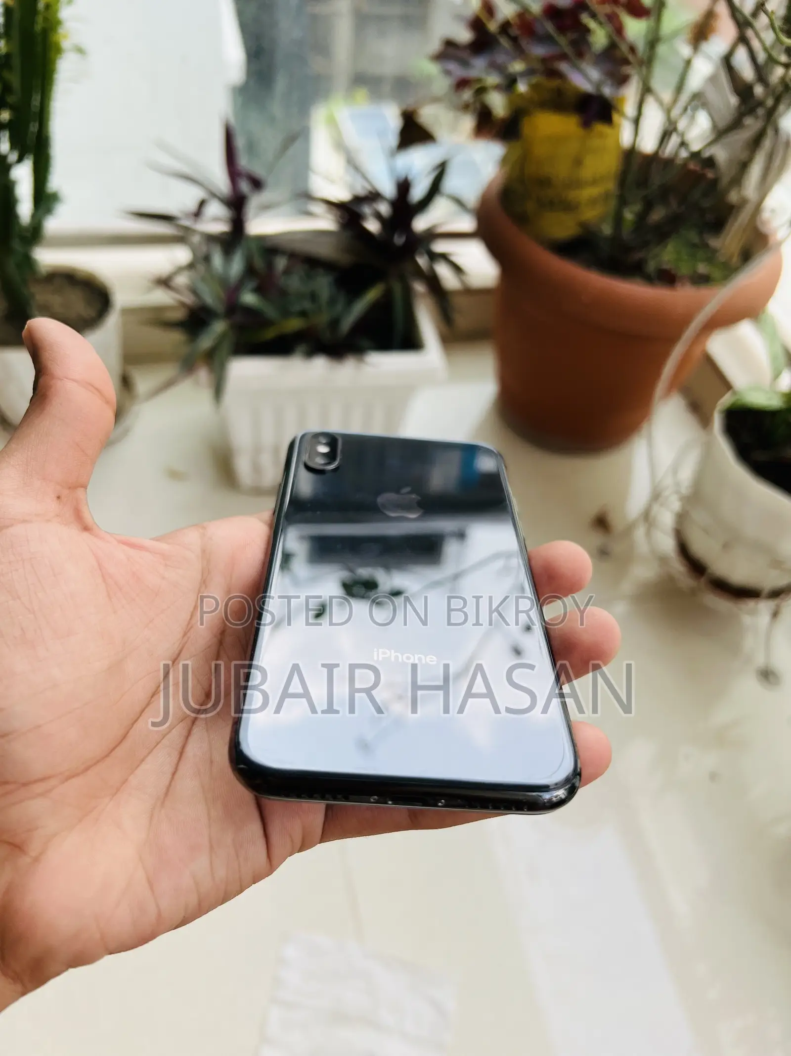 অ্যাপল আইফোন এক্স ২৫৬ জিবি ব্ল্যাক