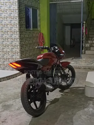 Bajaj Pulsar 150 2012 Red