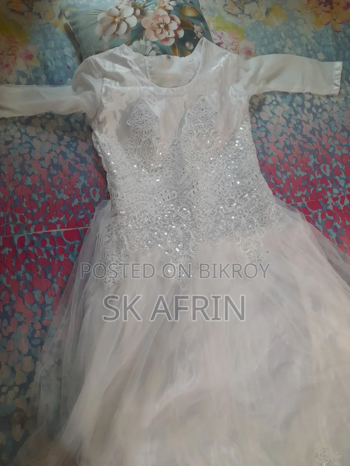 Frog Gown White and Orange