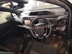Toyota Aqua 2021 Black