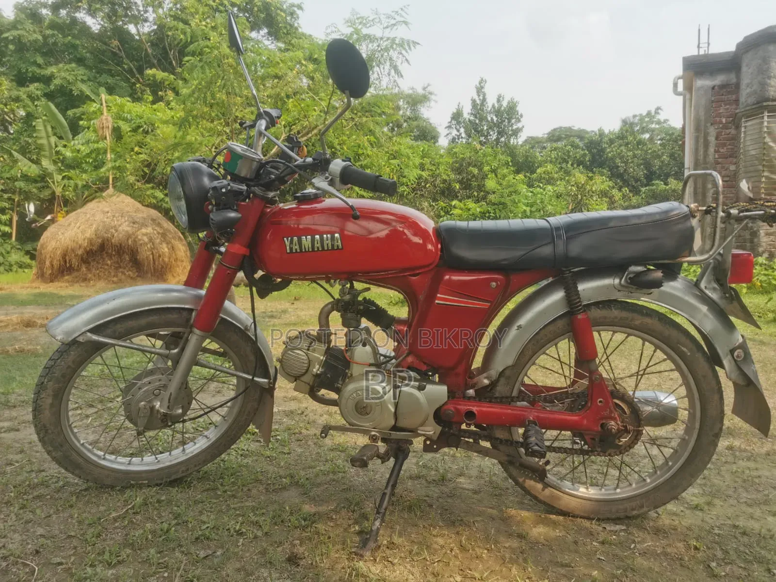 Yamaha 1986 Red