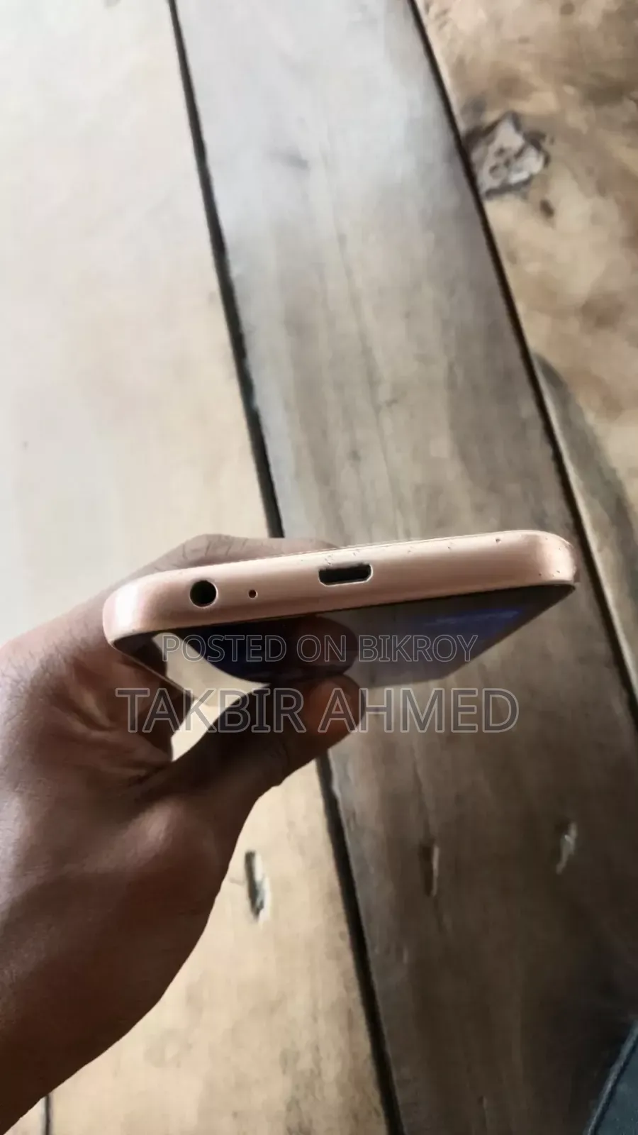 স্যামসাং গ্যালাক্সি জে২ কোর ৮ জিবি গোল্ড