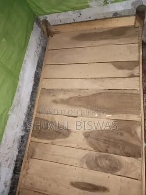 খাট, টেবিল বিক্রয় করা হবে