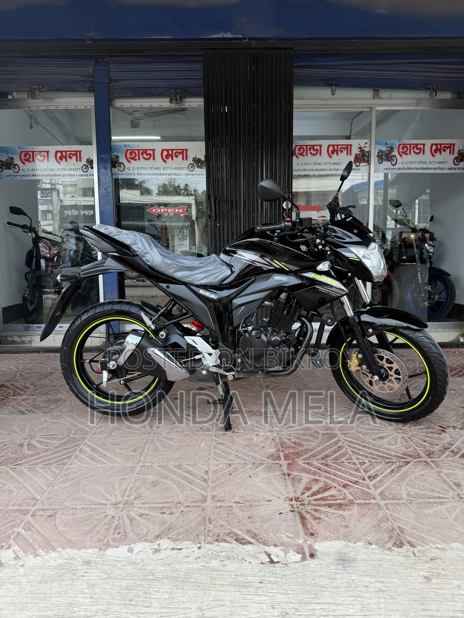 Suzuki Gixxer 2025 Black