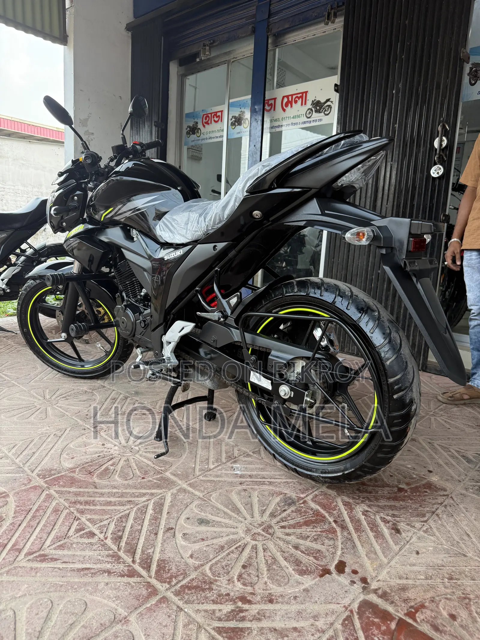 Suzuki Gixxer 2025 Black