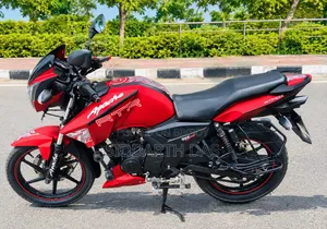 টিভিএস আপাচে আরটিআর ১৬০ ২ভি ২০১৫ লাল