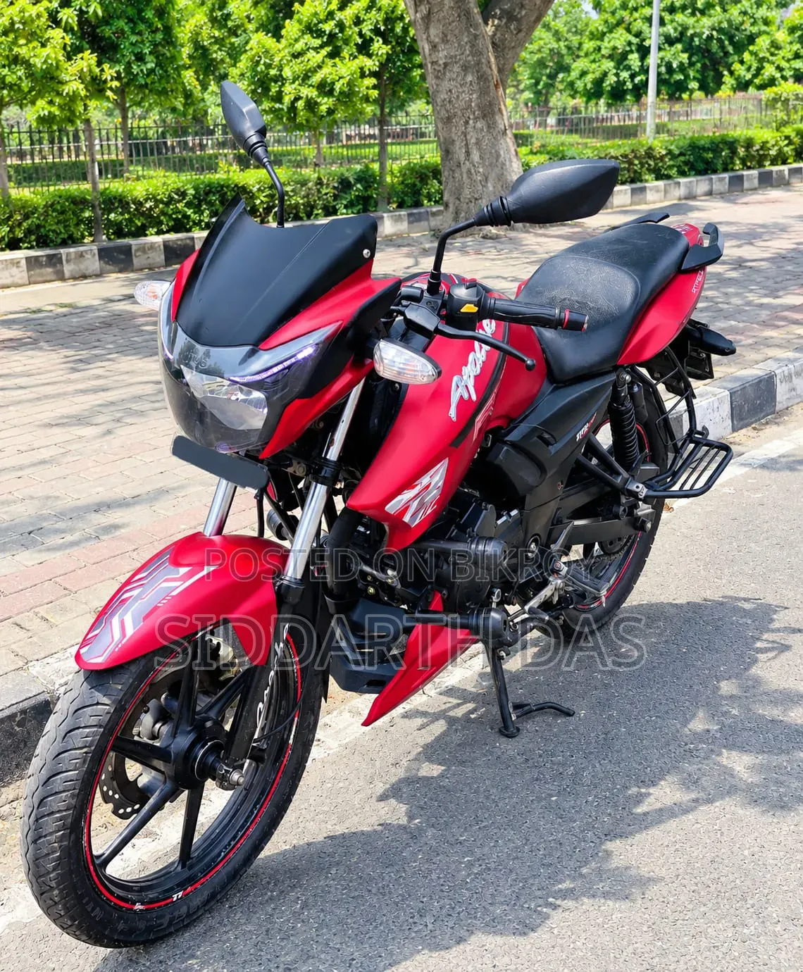টিভিএস আপাচে আরটিআর ১৬০ ২ভি ২০১৫ লাল