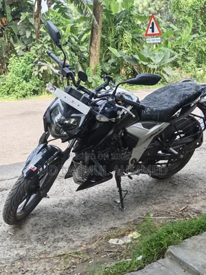 টিভিএস আপাচে আরটিআর ১৬০ ৪ভি ২০২৬ কালো