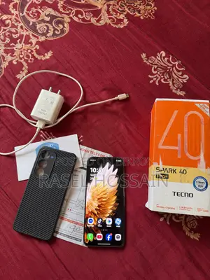 Tecno Spark 40 Pro+ 256 GB Silver