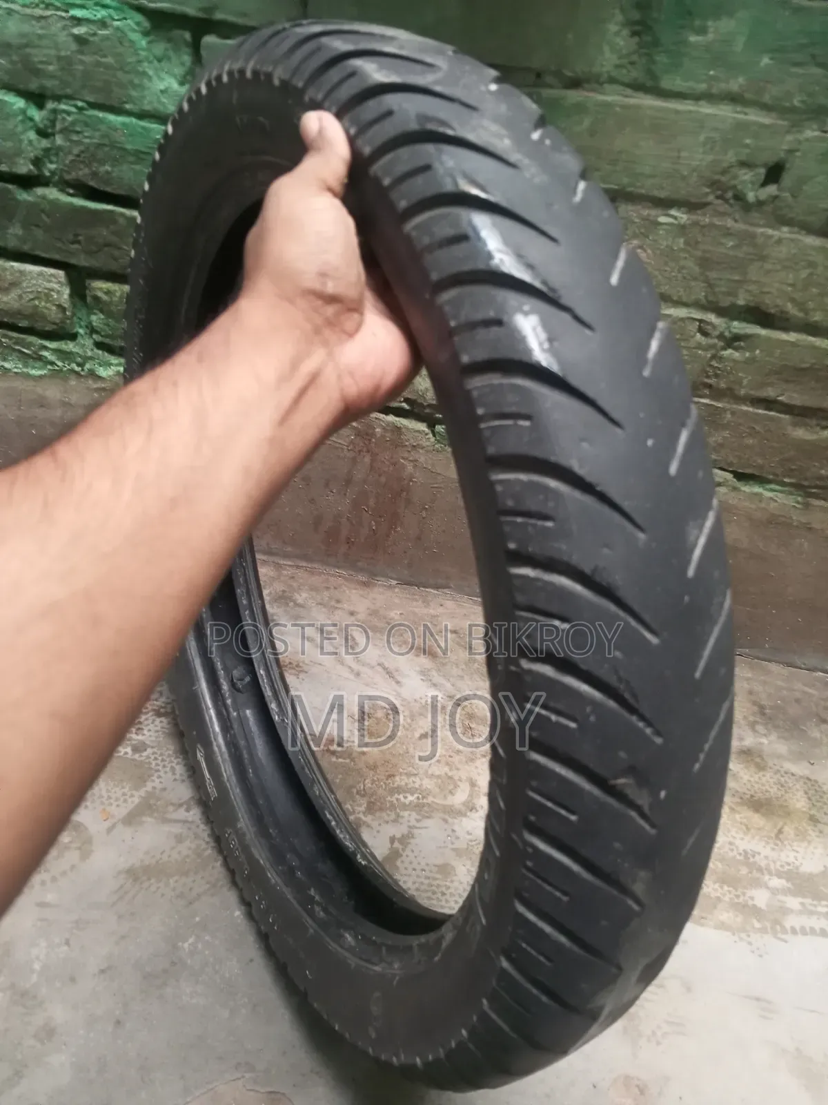 MRF Tyre 100/90/18
