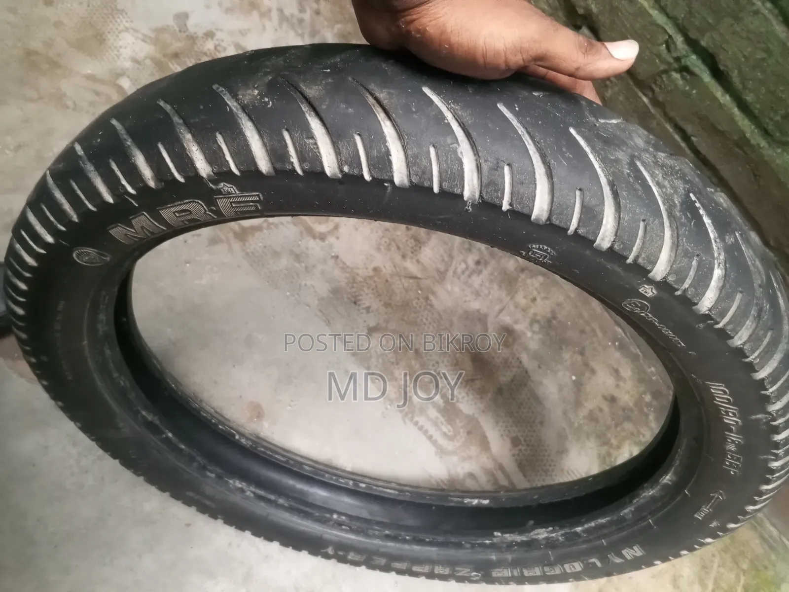 MRF Tyre 100/90/18