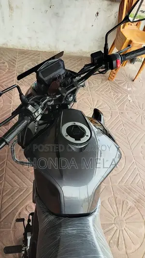 Hero Xtreme 125R 2025 Black
