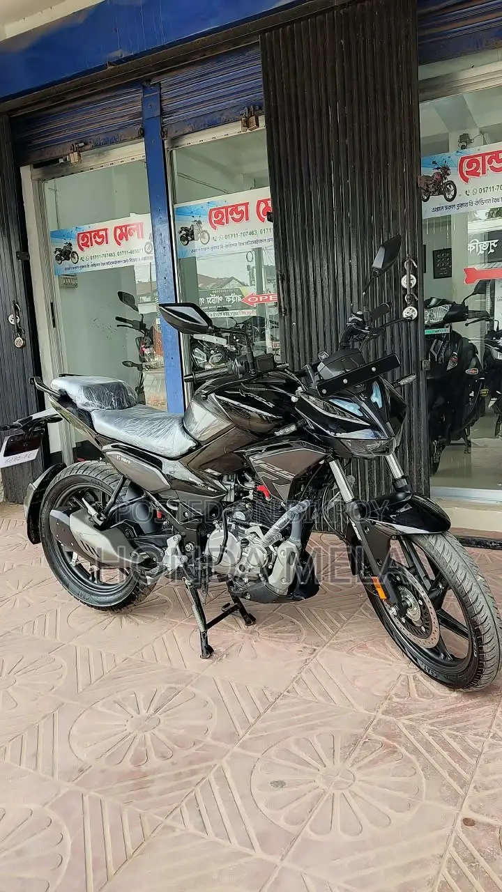 Hero Xtreme 125R 2025 Black