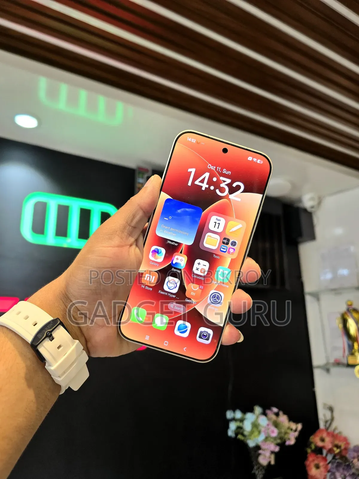 শাওমি ১৭ প্রো ম্যাক্স ৫১২ জিবি হোয়াইট