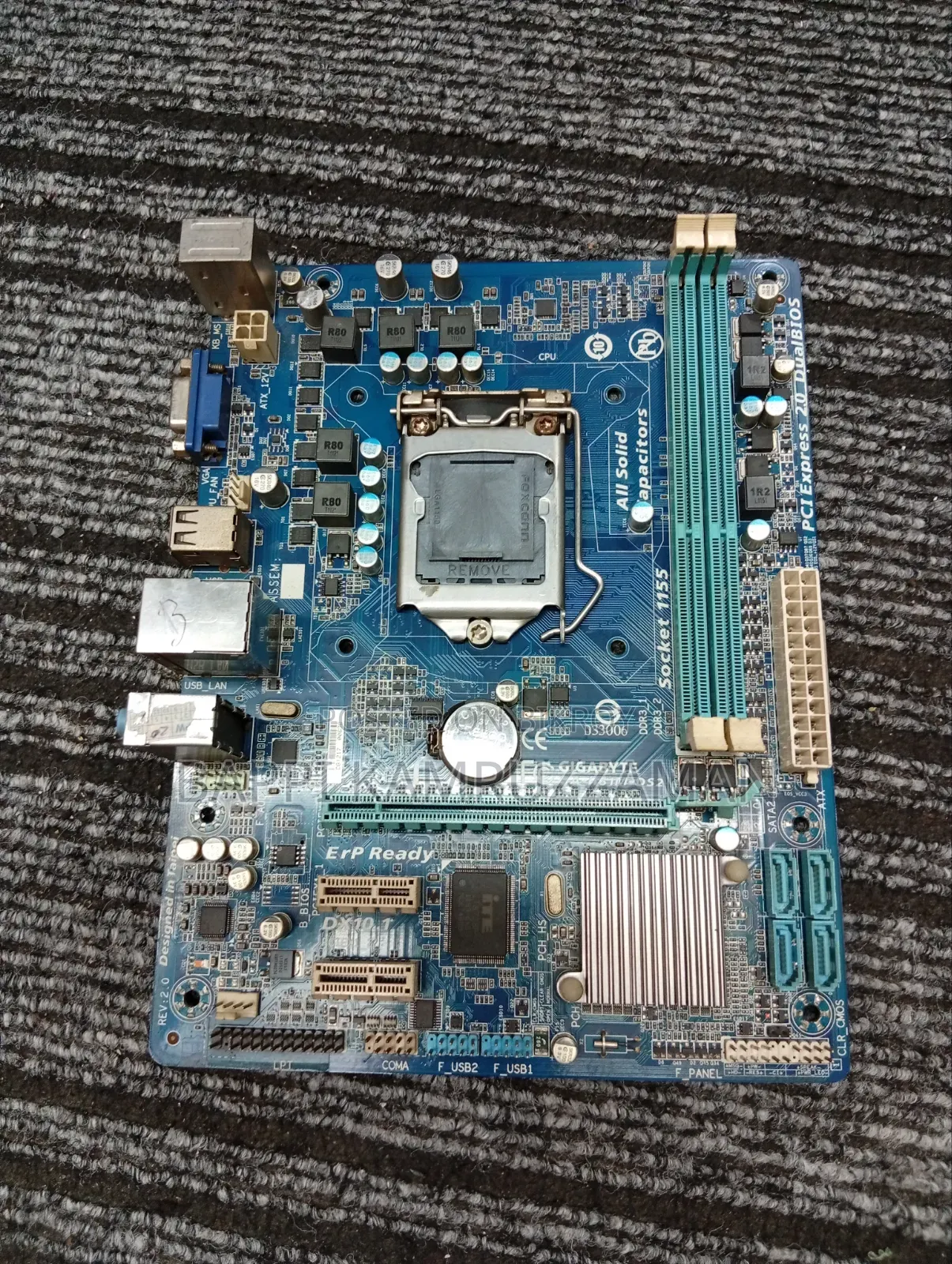 Gigabyte Ga-H61m-Ds2 Motherboard